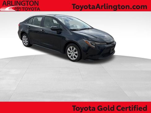 Used 2022 Toyota Corolla LE image 1