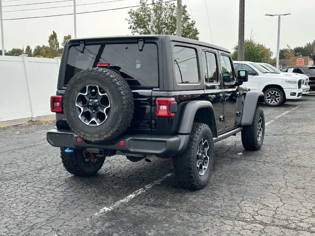 Used 2022 Jeep Wrangler Unlimited Rubicon 4xe AWD/4WD image 4