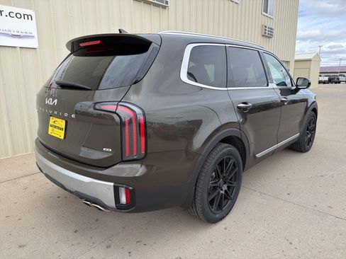 Used 2023 Kia Telluride SX AWD/4WD image 7