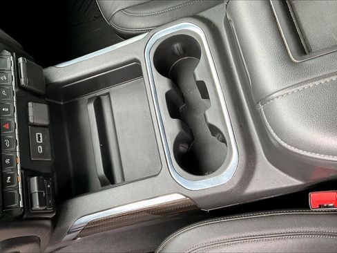 Used 2020 Chevrolet Silverado 1500 LT Trail Boss image 15