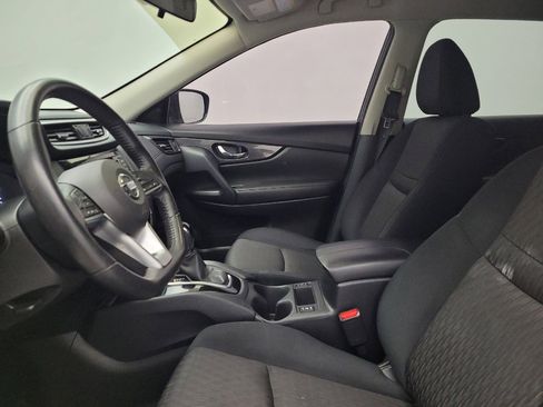 Used 2018 Nissan Rogue SV AWD/4WD image 17
