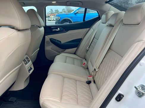 Used 2023 Nissan Maxima Platinum w/ Sport Mat Group image 8