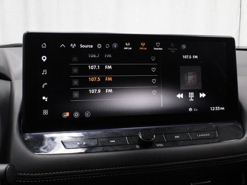 Used 2024 Nissan Rogue SL AWD/4WD image 2