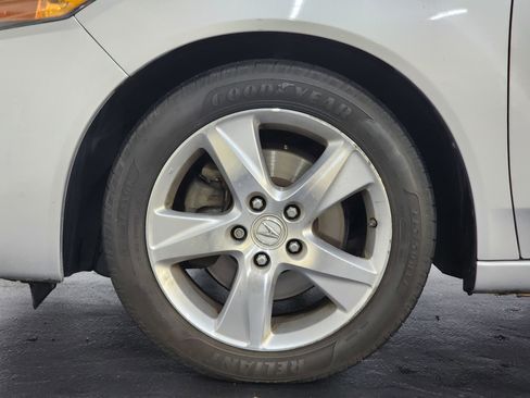 Used 2013 Acura TSX w/ Technology Package image 29