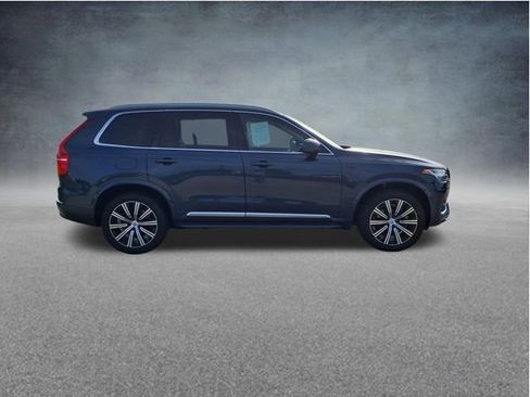 Used 2024 Volvo XC90 B5 Core w/ Protection Package Premier AWD/4WD image 9