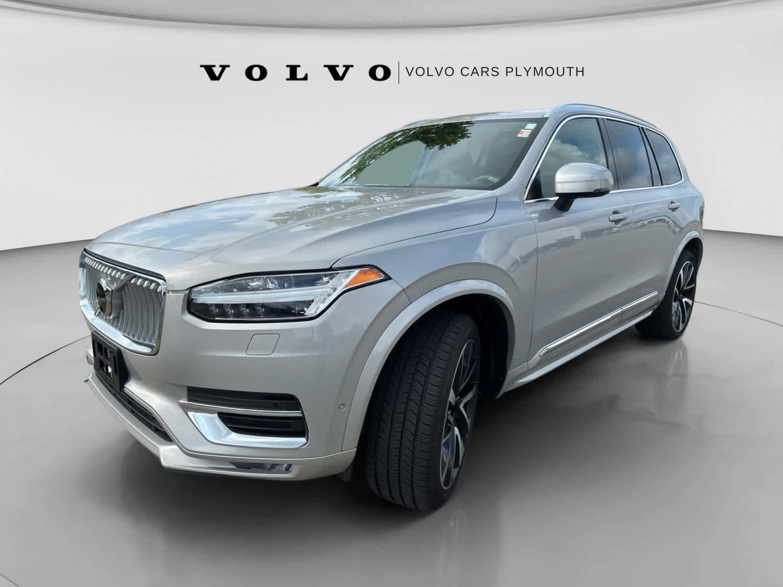 Used 2023 Volvo XC90 B6 Plus w/ Protection Package AWD/4WD image 4
