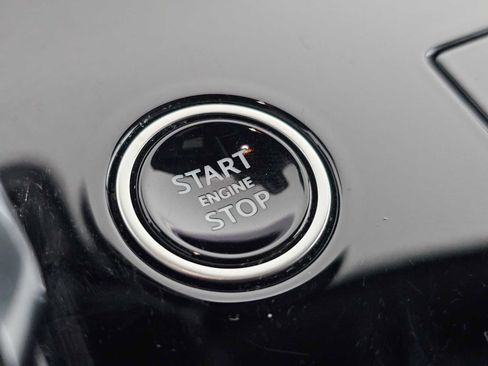 Used 2023 Land Rover Range Rover Sport SE image 29