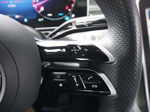 Used 2024 Mercedes-Benz CLE 300 4MATIC Coupe image 44