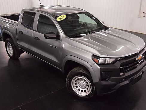 Used 2023 Chevrolet Colorado W/T w/ WT Convenience Package II RWD image 10