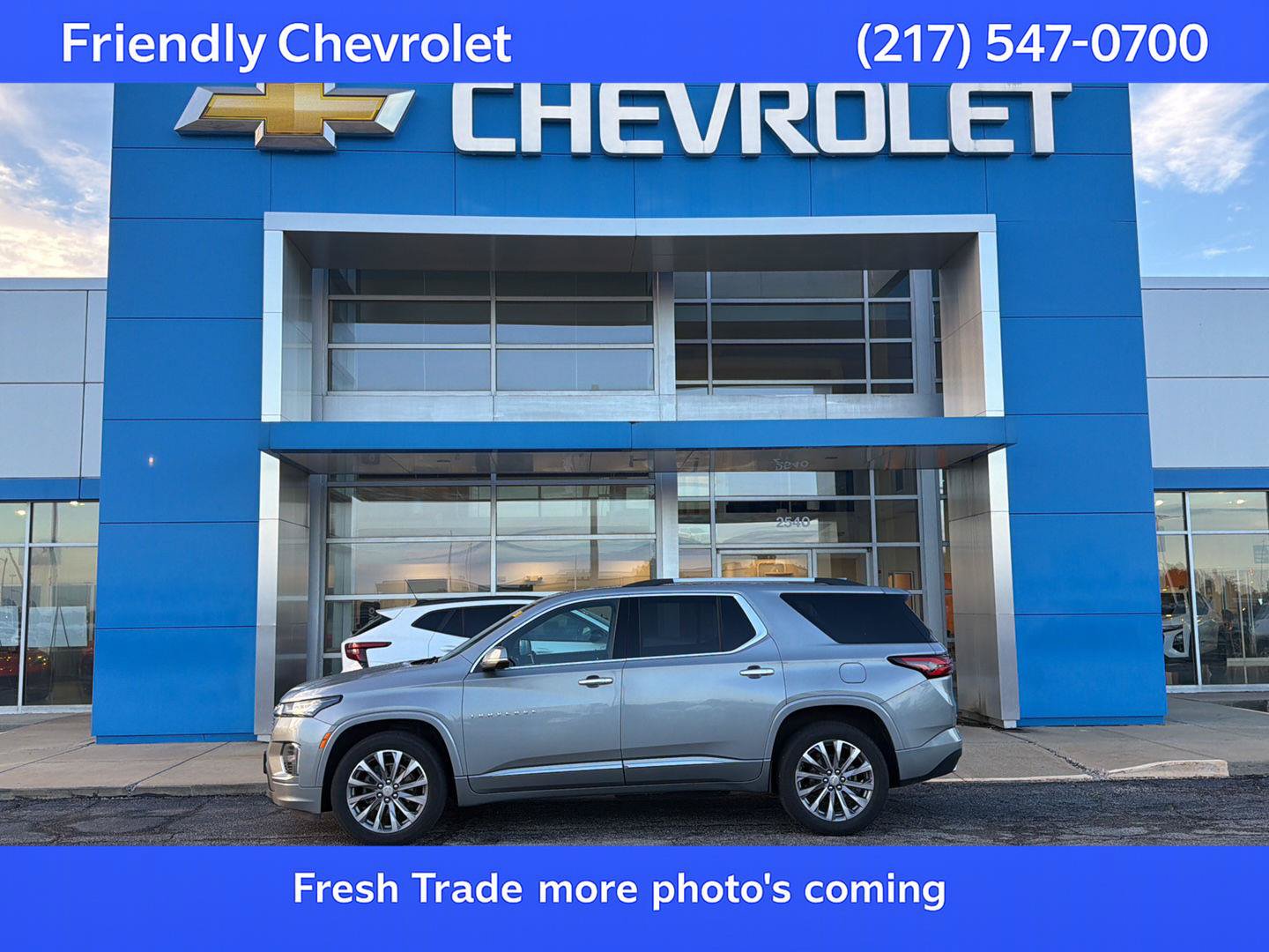 Used 2023 Chevrolet Traverse Premier w/ LPO, Floor Liner Package FWD image 1