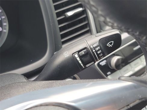 Used 2018 Hyundai Sonata SEL image 35