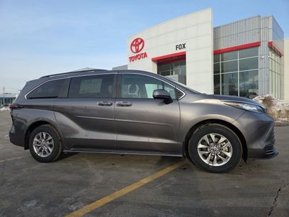 Used 2023 Toyota Sienna LE