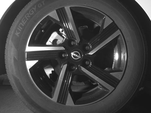 Used 2025 Nissan Sentra SV FWD image 15