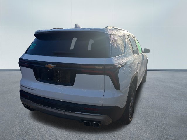 Used 2026 Chevrolet Traverse LT AWD/4WD image 4