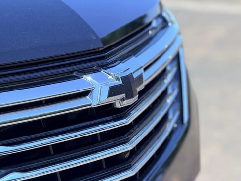 Used 2023 Chevrolet Equinox Premier AWD/4WD image 30