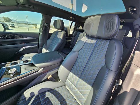 Used 2025 Cadillac Escalade IQ Sport 1 image 25