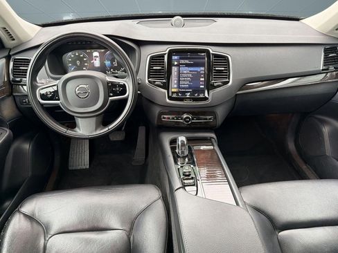 Used 2018 Volvo XC90 T8 Momentum w/ Convenience Package image 23