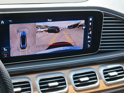 Used 2024 Mercedes-Benz GLE 53 AMG 4MATIC image 12