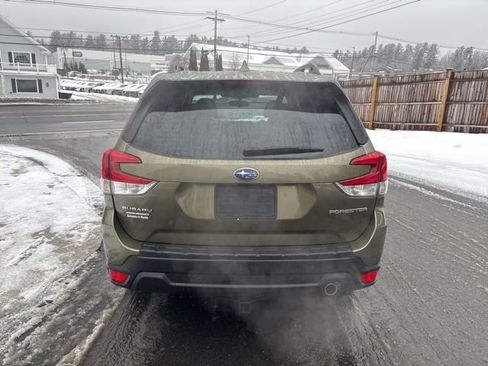 Used 2023 Subaru Forester Limited image 14
