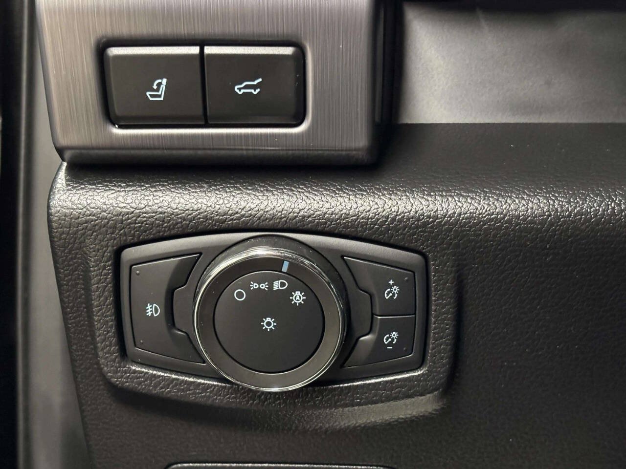 Used 2020 Ford Expedition Platinum AWD/4WD image 37