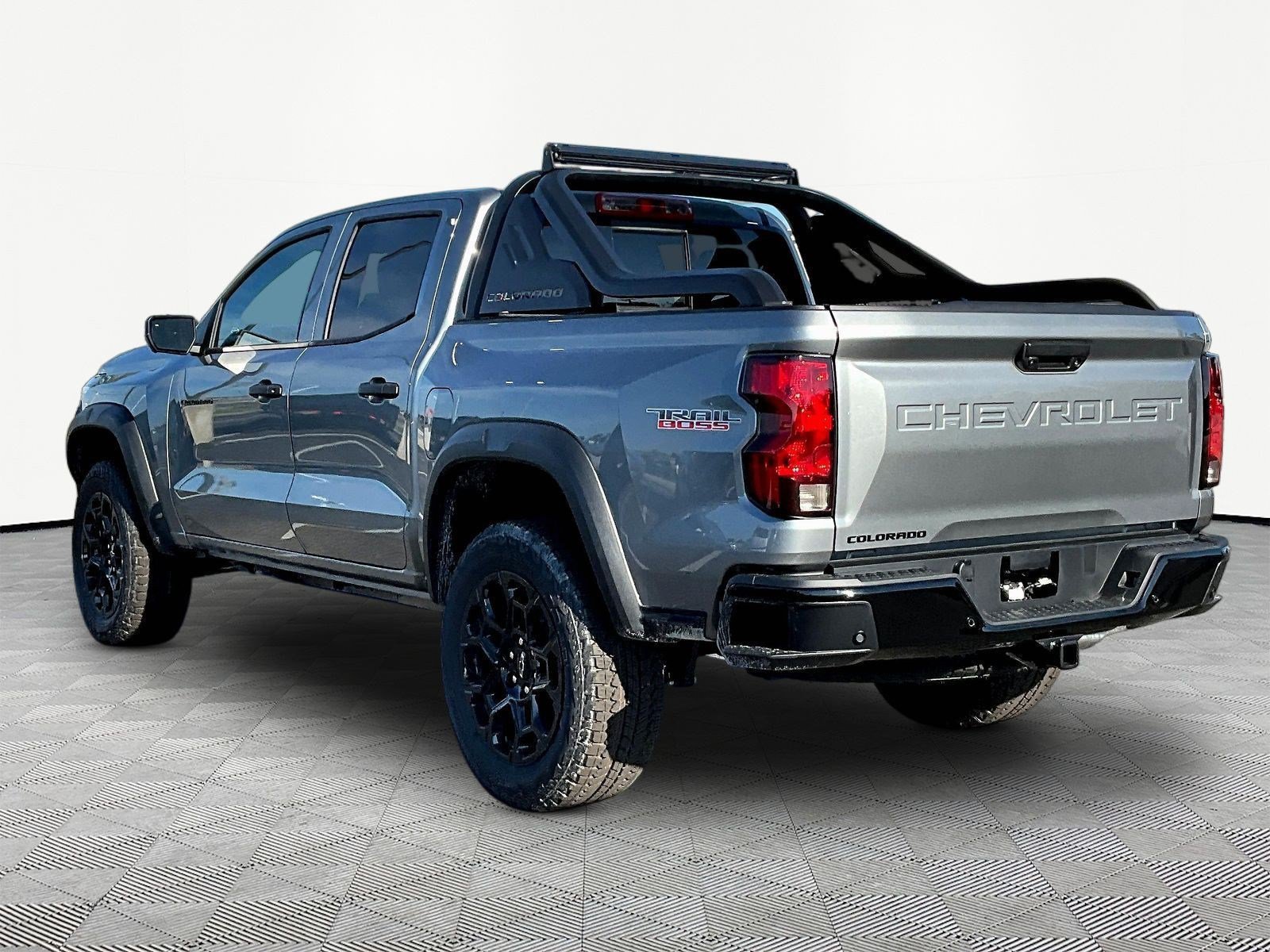 New 2026 Chevrolet Colorado Trail Boss w/ Midnight Edition AWD/4WD image 4