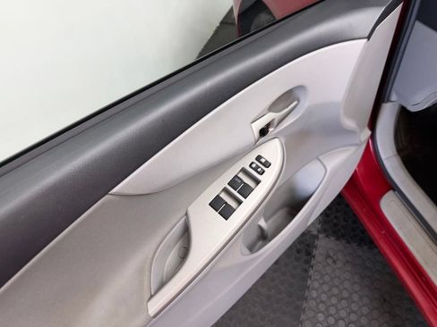 Used 2012 Toyota Corolla LE FWD image 15