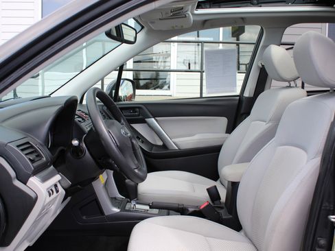 Used 2014 Subaru Forester 2.5i Premium w/ All-Weather Package AWD/4WD image 13