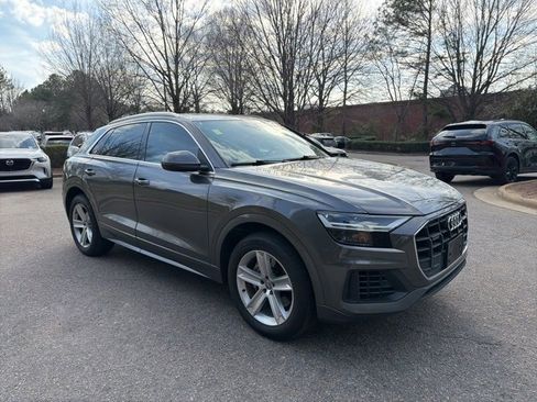 Used 2019 Audi Q8 Premium w/ Convenience Package image 7