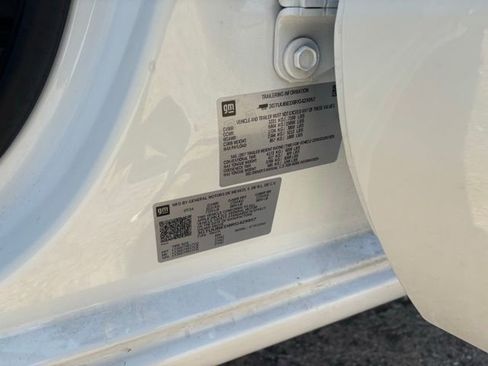 Used 2024 GMC Sierra 1500 SLE image 25