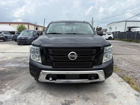 Used 2021 Nissan Titan SV w/ SV Convenience Package RWD image 8