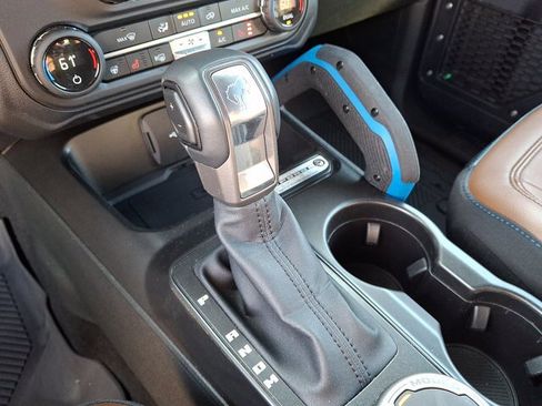 Certified 2023 Ford Bronco Outer Banks AWD/4WD image 4