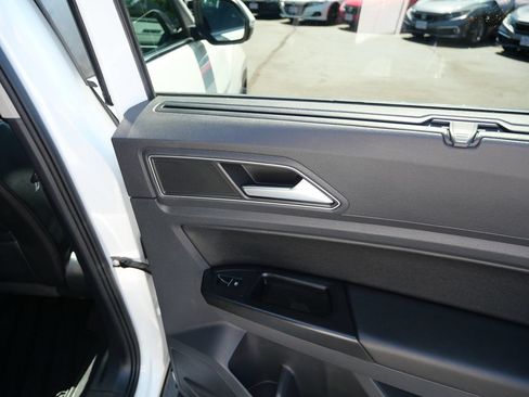 Used 2019 Volkswagen Atlas SE w/ Panoramic Sunroof Package AWD/4WD image 33