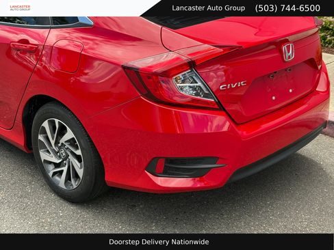 Used 2018 Honda Civic EX image 10