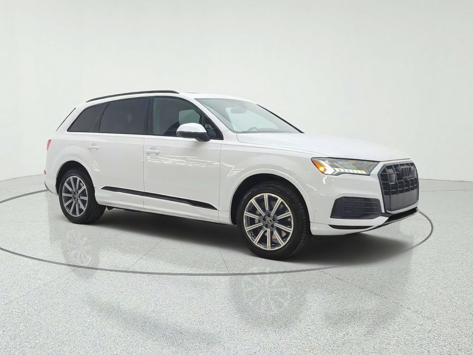 Used 2023 Audi Q7 2.0T Premium Plus AWD/4WD image 3