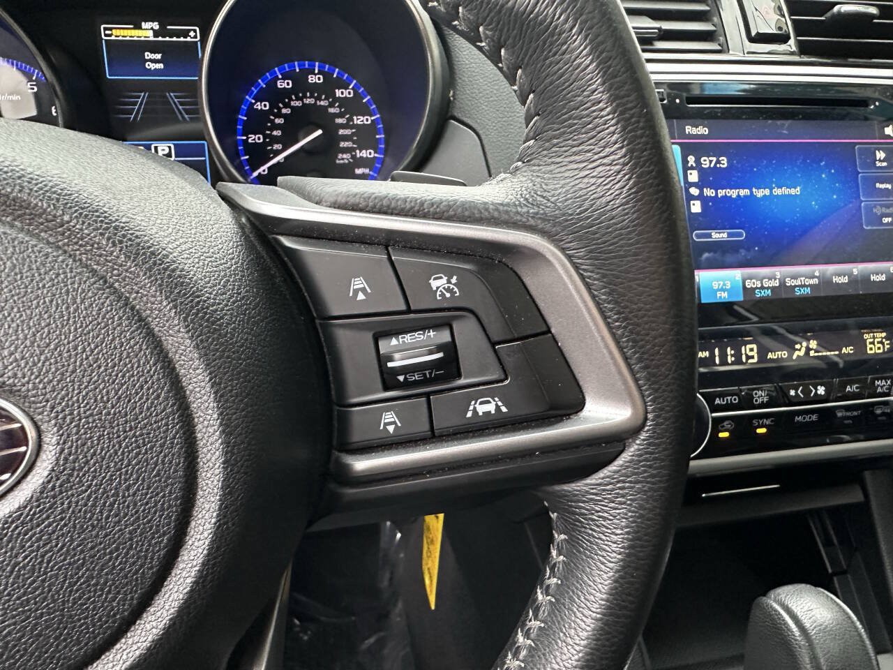 Used 2019 Subaru Outback 2.5i Premium AWD/4WD image 11