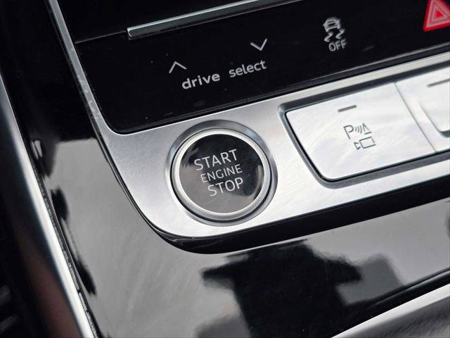 Used 2023 Audi Q7 3.0T Prestige w/ Prestige Package AWD/4WD image 38