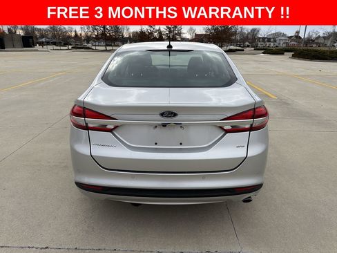 Used 2018 Ford Fusion SE image 28
