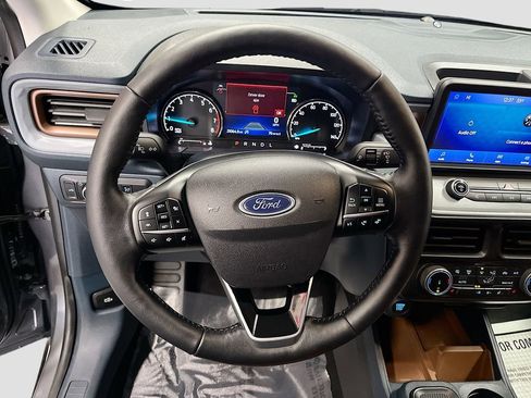 Used 2022 Ford Maverick Lariat w/ Lariat Luxury Package image 11