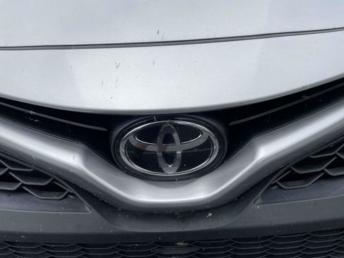 Used 2023 Toyota Camry SE FWD image 3
