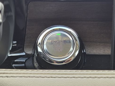 Used 2022 Lincoln Corsair Reserve w/ Elements Package FWD image 38