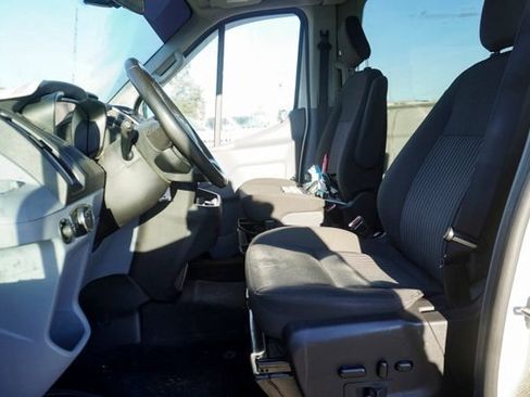 Used 2019 Ford Transit 150 XLT image 14
