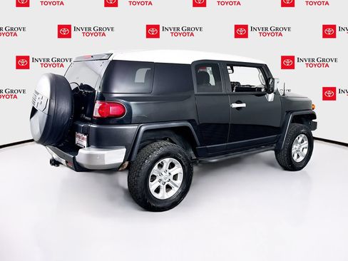 Used 2011 Toyota FJ Cruiser 4WD w/ Upgrade Pkg image 5