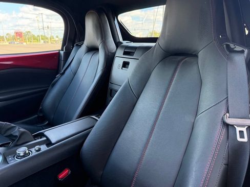 Used 2016 MAZDA MX-5 Miata Grand Touring RWD image 15