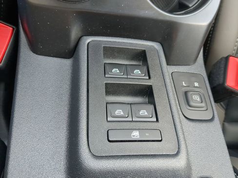 Used 2025 Ford Bronco Outer Banks w/ Matte Film Protection Package image 24