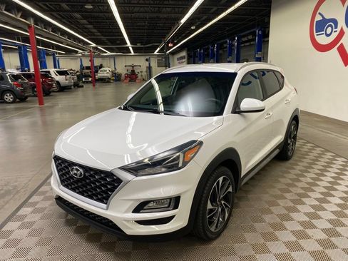 Used 2019 Hyundai Tucson Sport FWD image 4