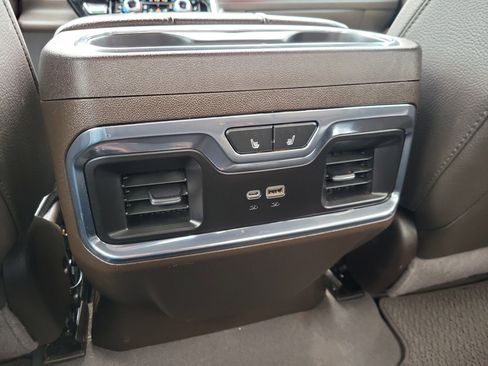 Certified 2024 GMC Sierra 2500 Denali w/ Denali Reserve Package image 15