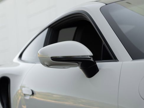 Used 2022 Porsche 911 Turbo S image 10