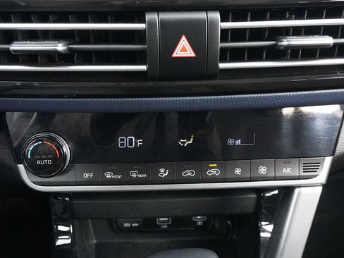 Used 2022 Kia Seltos S image 42