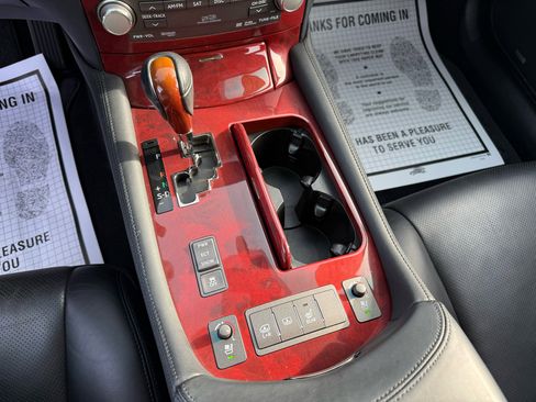 Used 2011 Lexus LS 460 L image 10