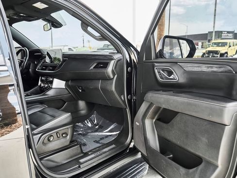 Used 2022 GMC Yukon SLT RWD image 9